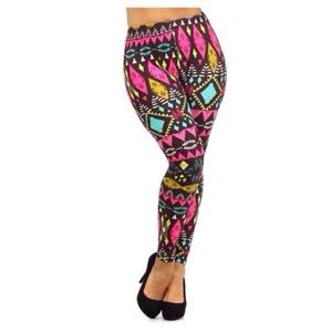 Plus size colorful legging. BNWT.